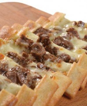 Kavurmalı Kaşarlı Pide